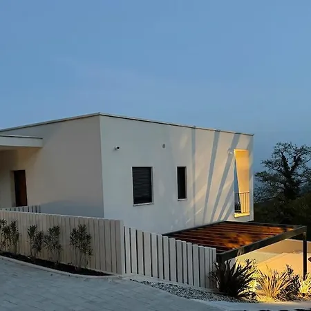 Holiday home The Josefine With Sea View In A Setting